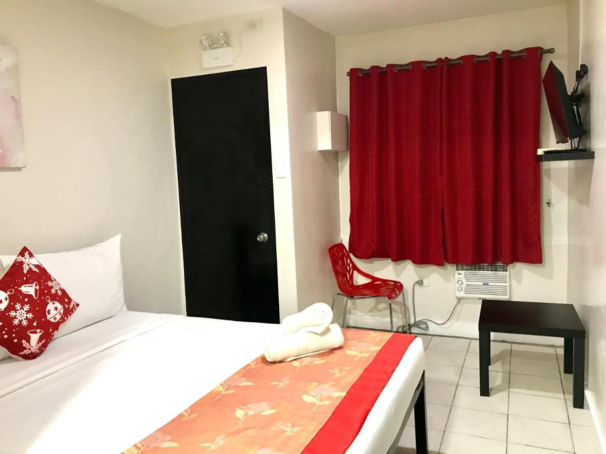 Halfway House Hostel Mactan Cebu Airport Мактан Экстерьер фото